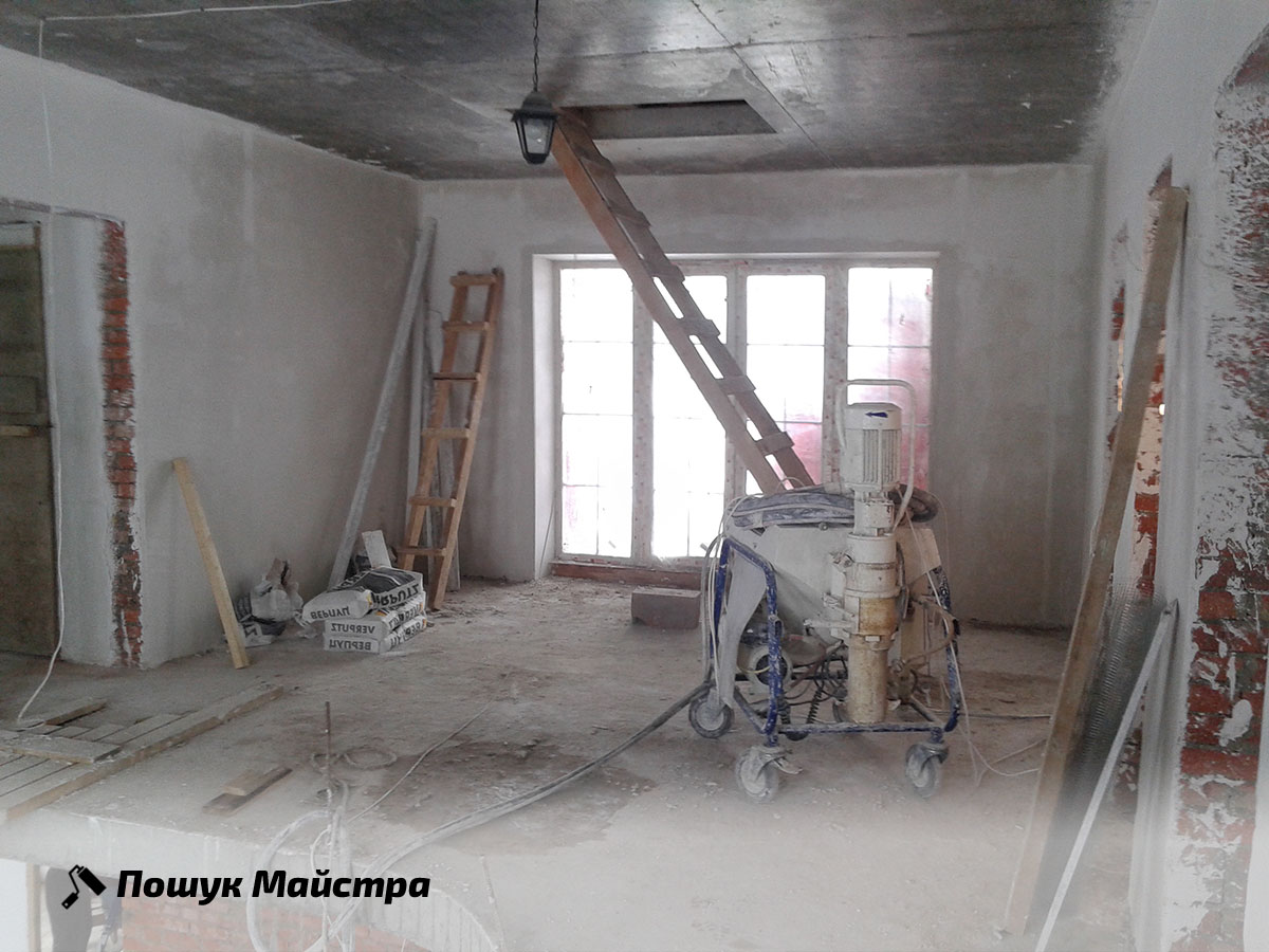 Замовити машинну штукатурку Замовити машинну штукатурку у висококваліфікованих майстрів